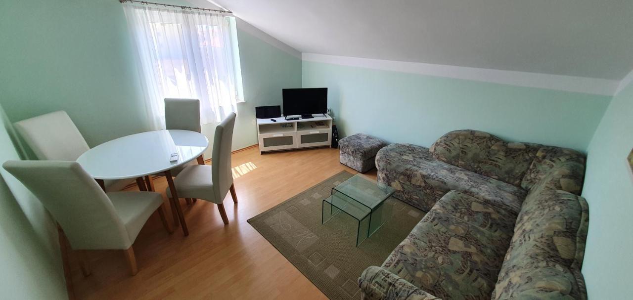 Apartments Oaza, Vrsi Mulo Bagian luar foto