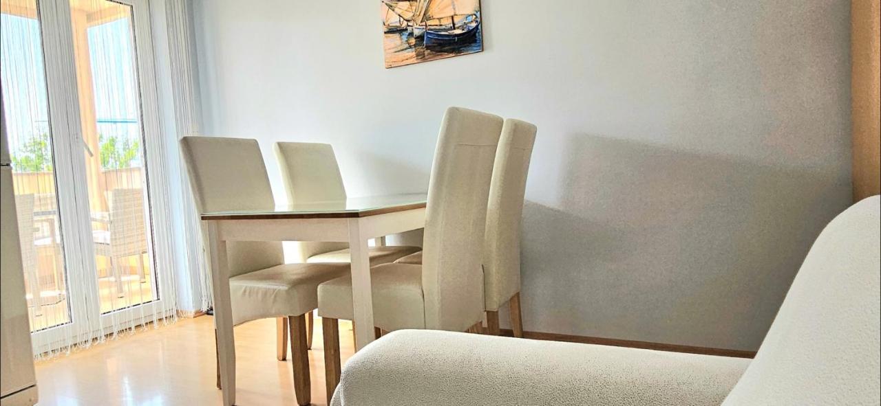 Apartments Oaza, Vrsi Mulo Bagian luar foto